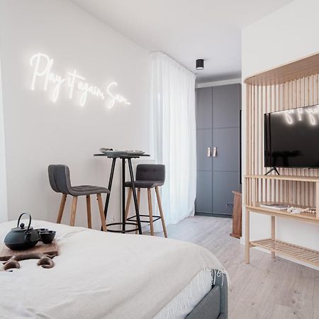 Homewell Apartments Game And Movie Poznań Eksteriør bilde