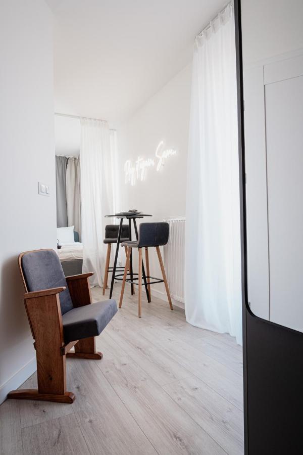 Homewell Apartments Game And Movie Poznań Eksteriør bilde