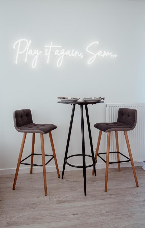 Homewell Apartments Game And Movie Poznań Eksteriør bilde